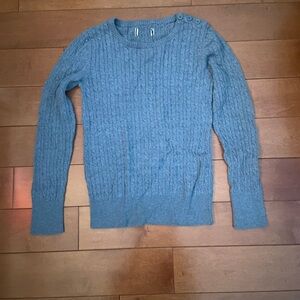 Women’s Gray Cable Knit Sweater